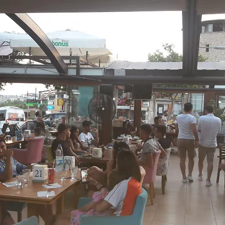 Ozukara 1 ホテル グムベット